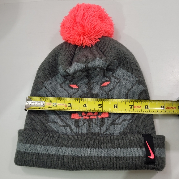 NIKE LEBRON JAMES KING LION KNIT CUFF POM BEANIE YOUTH - Picture 9 of 11